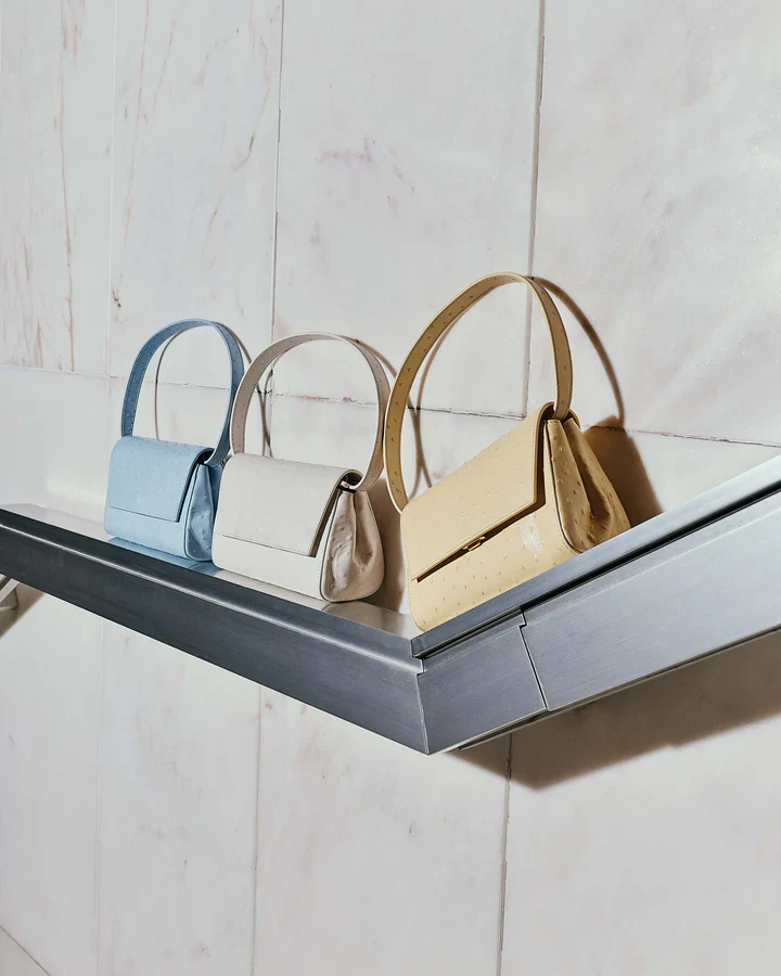 Ikon Clutch - ostrich cream - Image 5