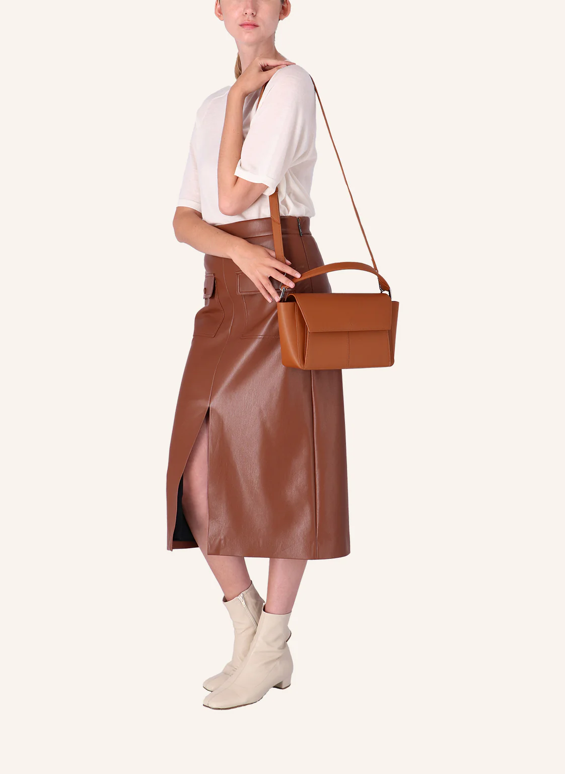 Ikon Shoulder Bag - butter yellow - Image 5