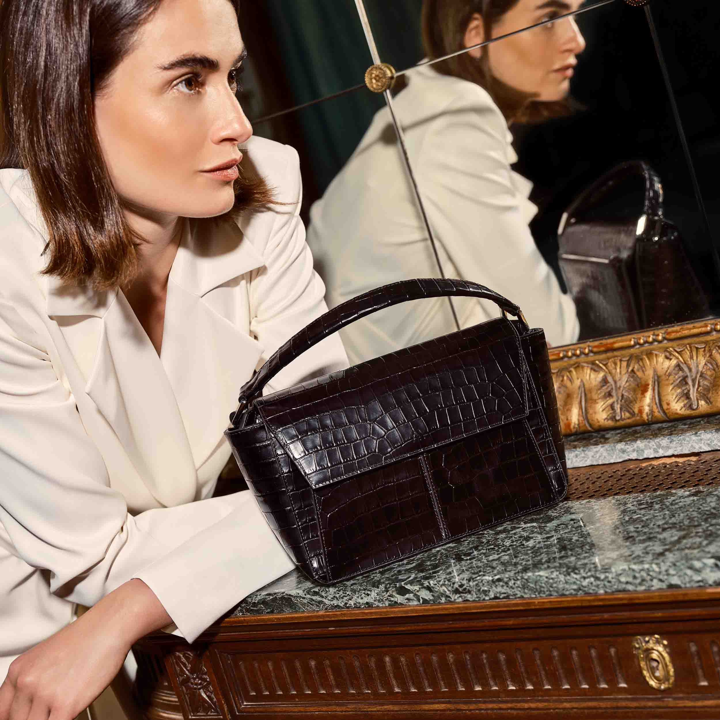 Ikon Shoulder Bag - croco black - Image 6