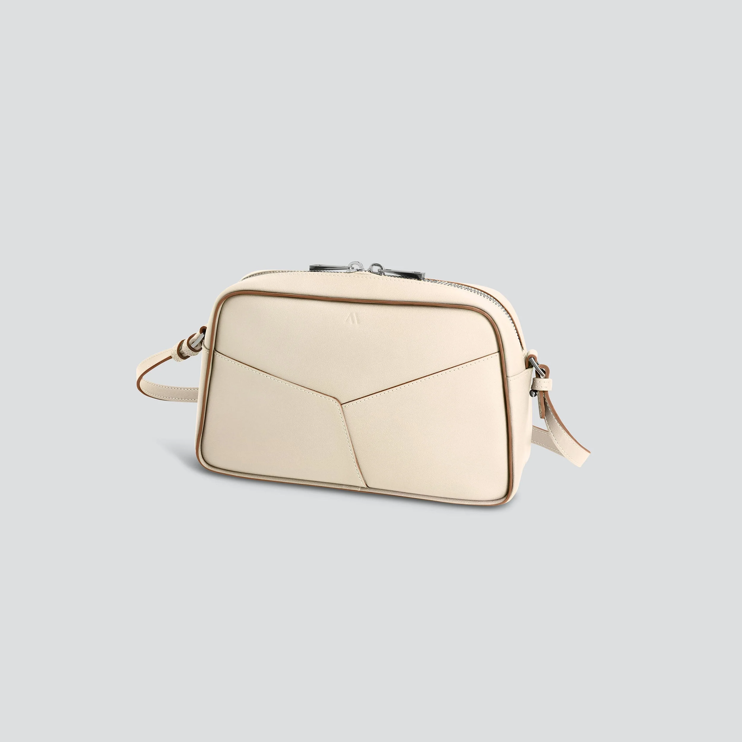Mini Bowler - bleached sand